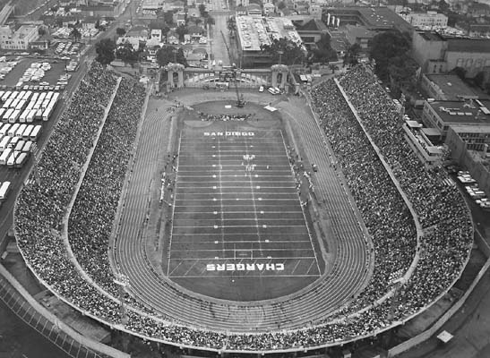 Balboa Stadium, Thanksgiving Day, 1964, a 34,865 sellout for the Chargers' game against Buffalo.